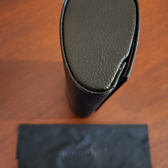Burberry case + microfiber clothe for sunglasses - Picture 5 of 6